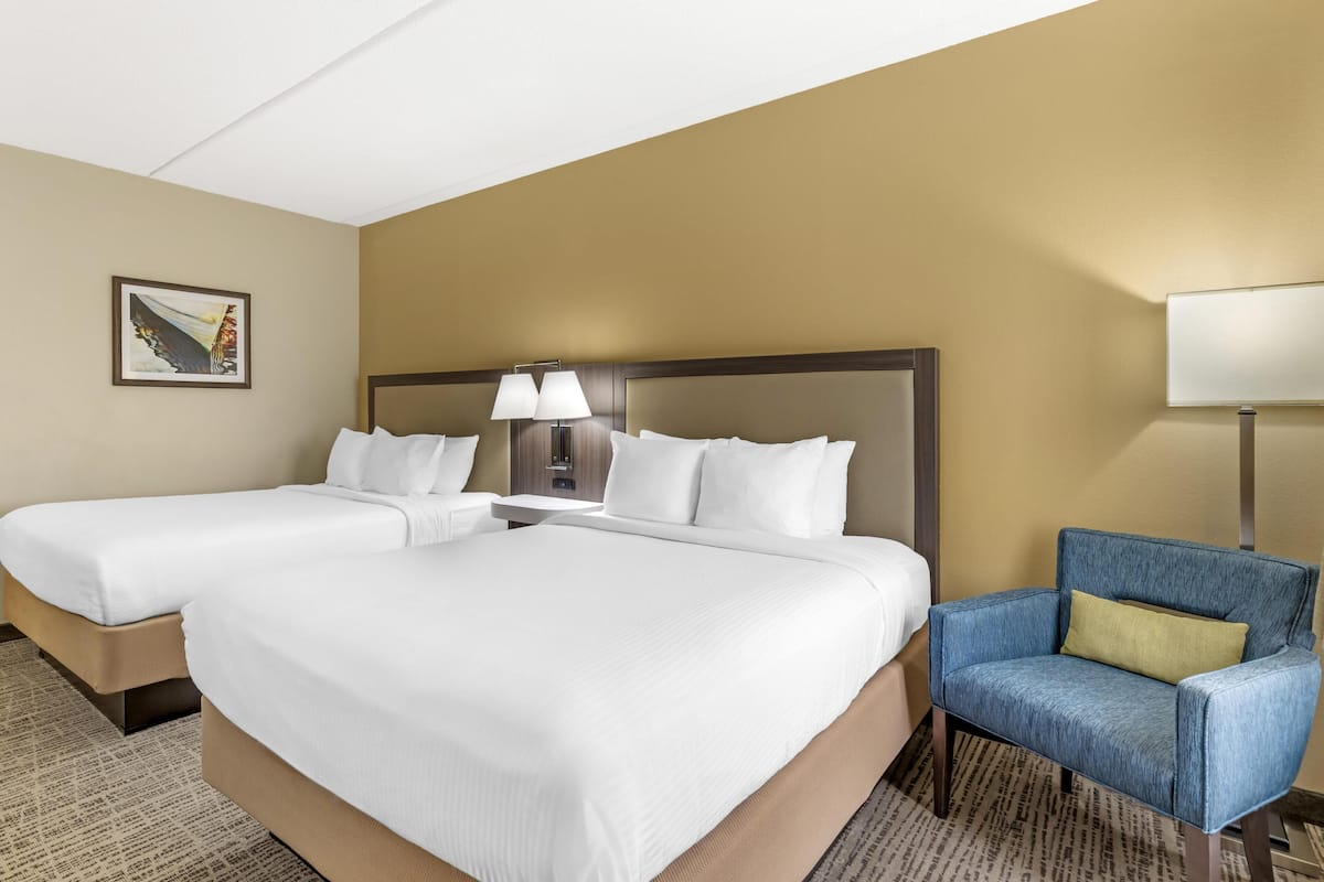 Standard Room, 2 Queen Beds, Refrigerator & Microwave, Annex Building