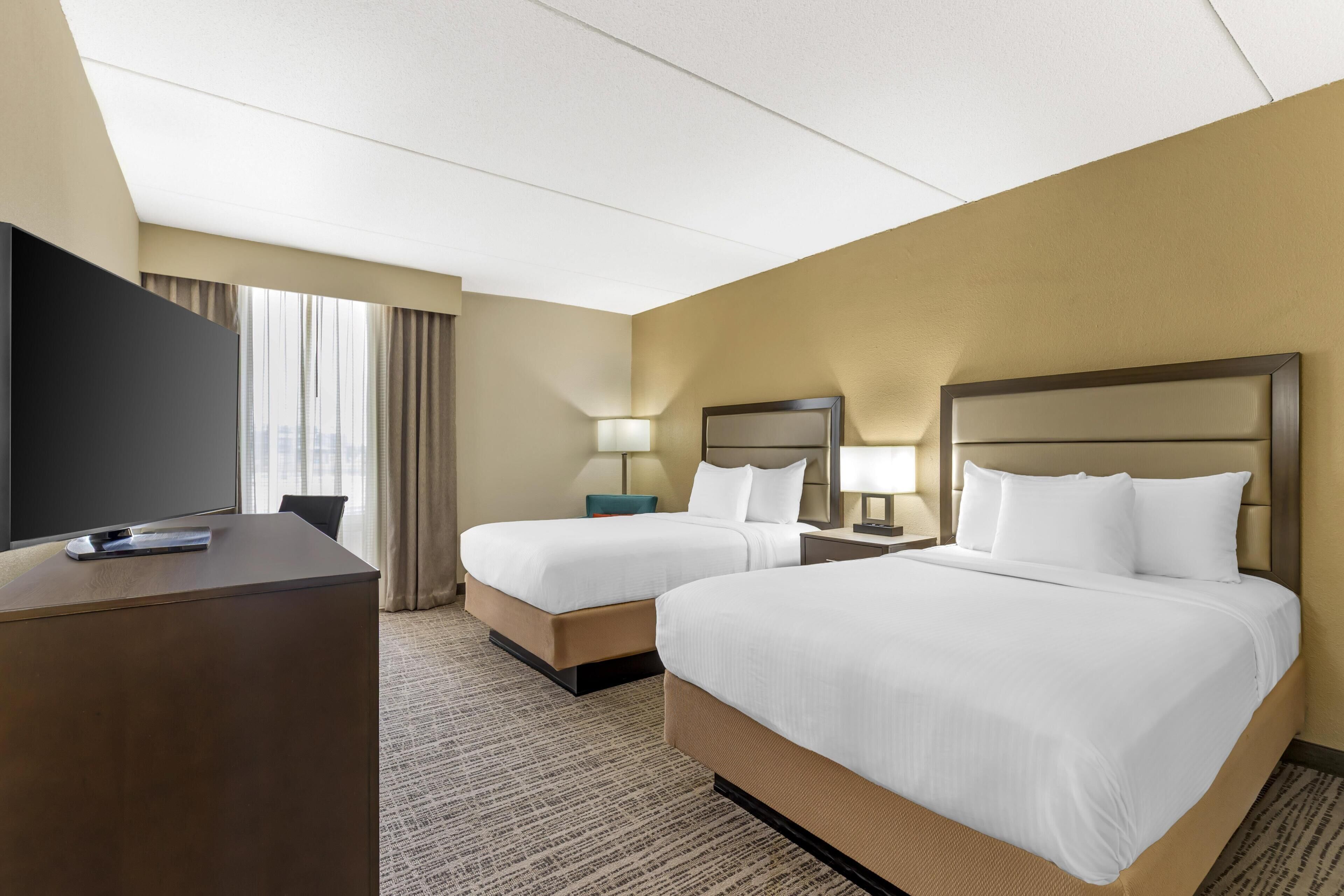 Standard Room, 2 Double Beds, Non Smoking, Refrigerator & Microwave