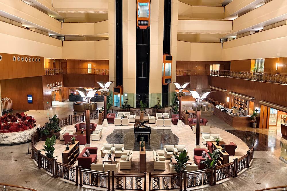 XI’AN DAJING CASTLE HOTEL