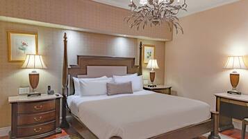 Master Suite | Ropa de cama de alta calidad, edredón y minibar
