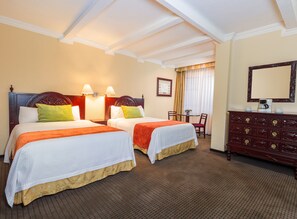 Deluxe Room | Premium bedding, down duvets, minibar, in-room safe
