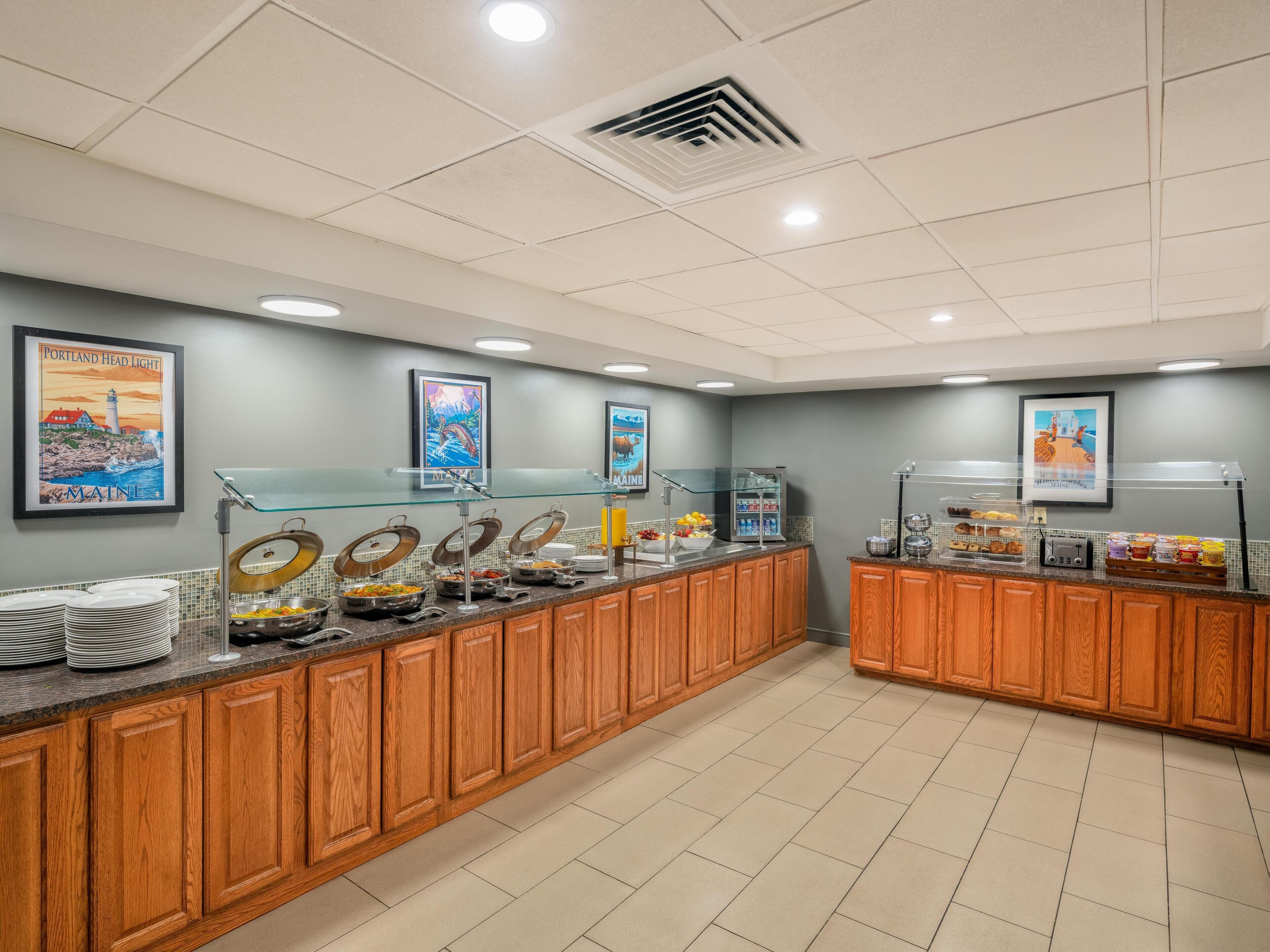 Buffet breakfast on weekends (USD 12.95 per person)