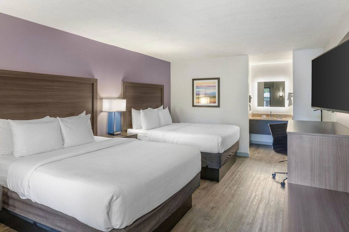 In-room safe, desk, laptop workspace, iron/ironing board