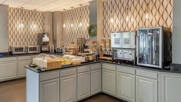 Desayuno continental incluido todos los días