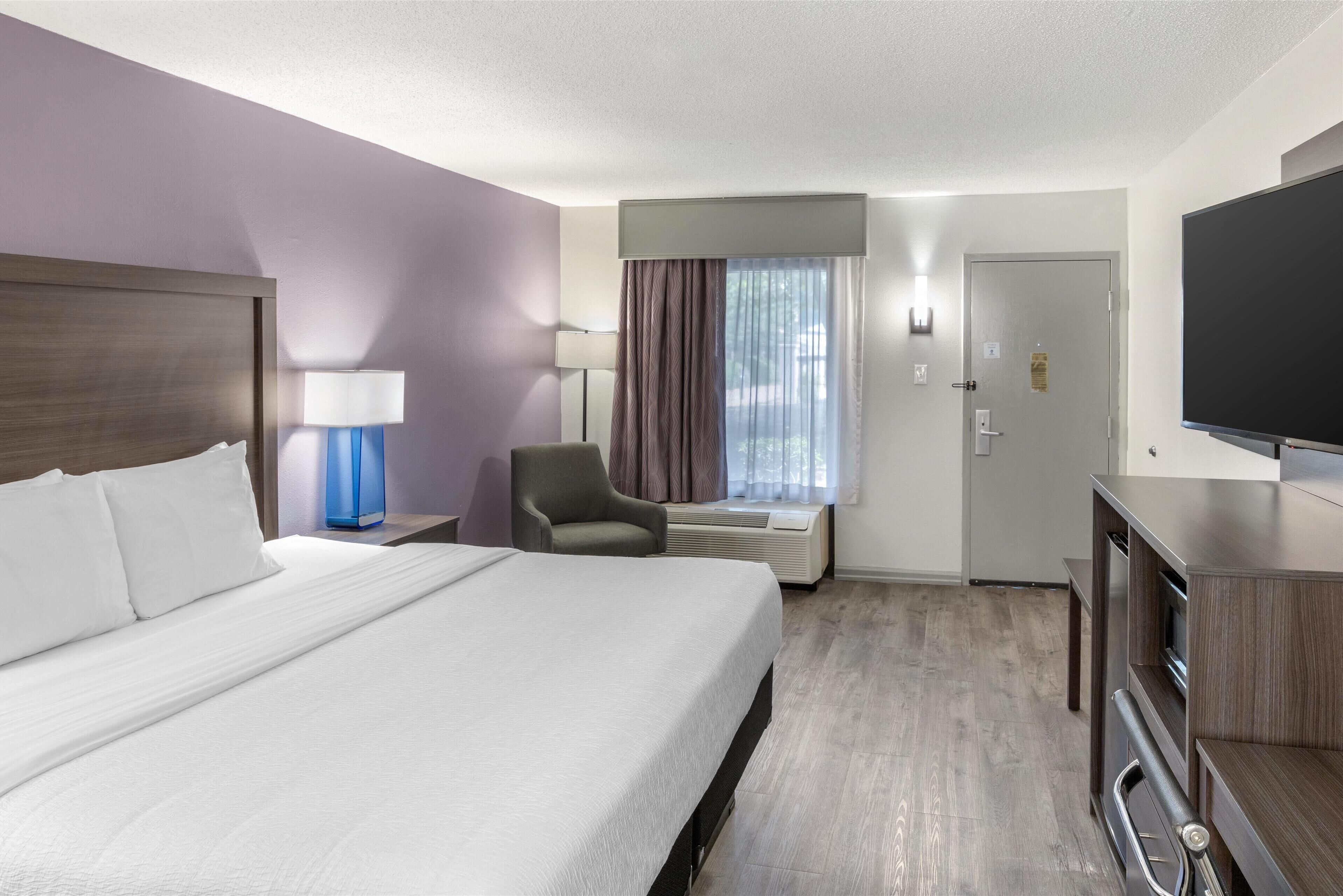 1 bedroom, in-room safe, desk, laptop workspace