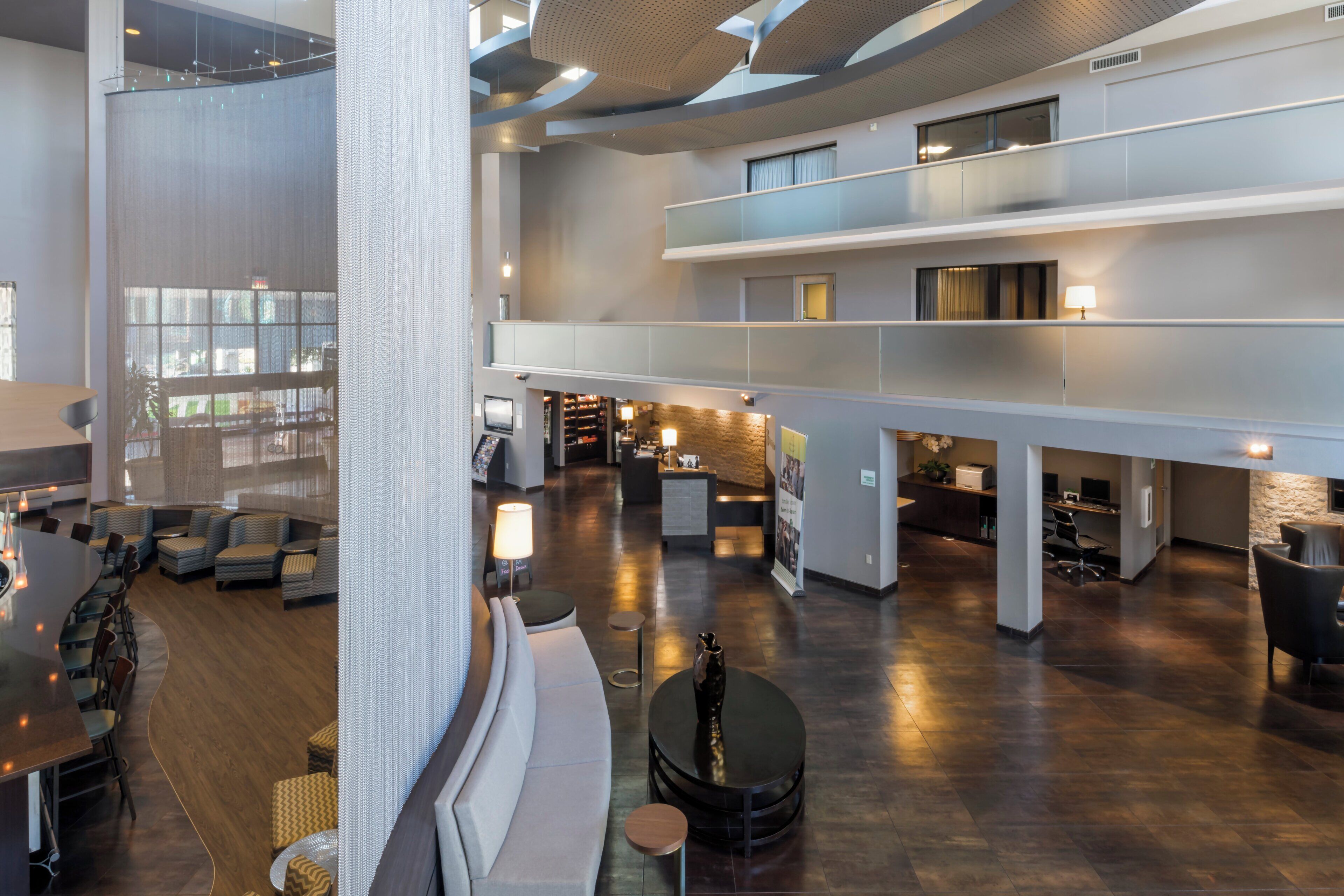 Foto - Holiday Inn and Suites Phoenix Airport North by IHG
