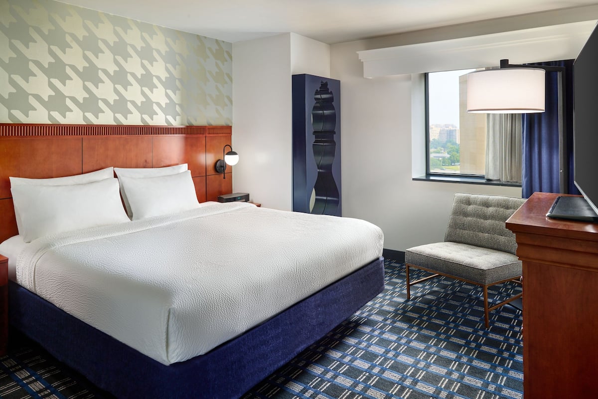 Suite, 1 Bedroom | Premium bedding, pillowtop beds, in-room safe, desk