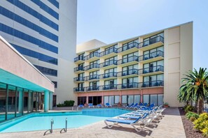 Indoor pool, seasonal outdoor pool, sun loungers