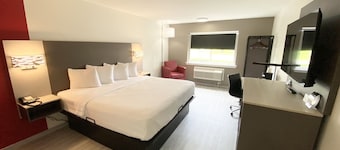 Ramada by Wyndham Tuscaloosa