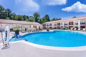 Seasonal outdoor pool