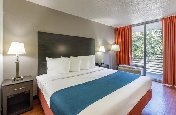 Desk, laptop workspace, blackout drapes, free WiFi