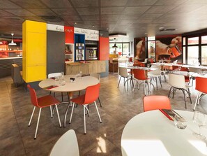 Exterior - Ibis Evry-Courcouronnes (Évry-Courcouronnes)