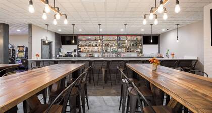 Clarion Hotel & Convention Center Joliet