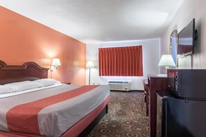 In-room safe, desk, iron/ironing board, free WiFi