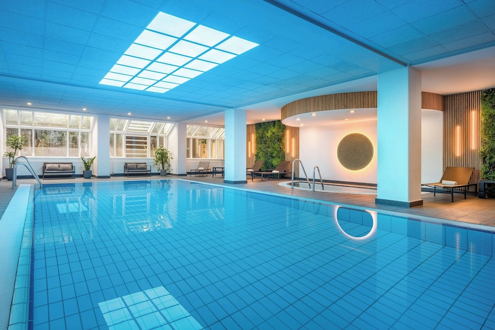 Munich Marriott Hotel by null