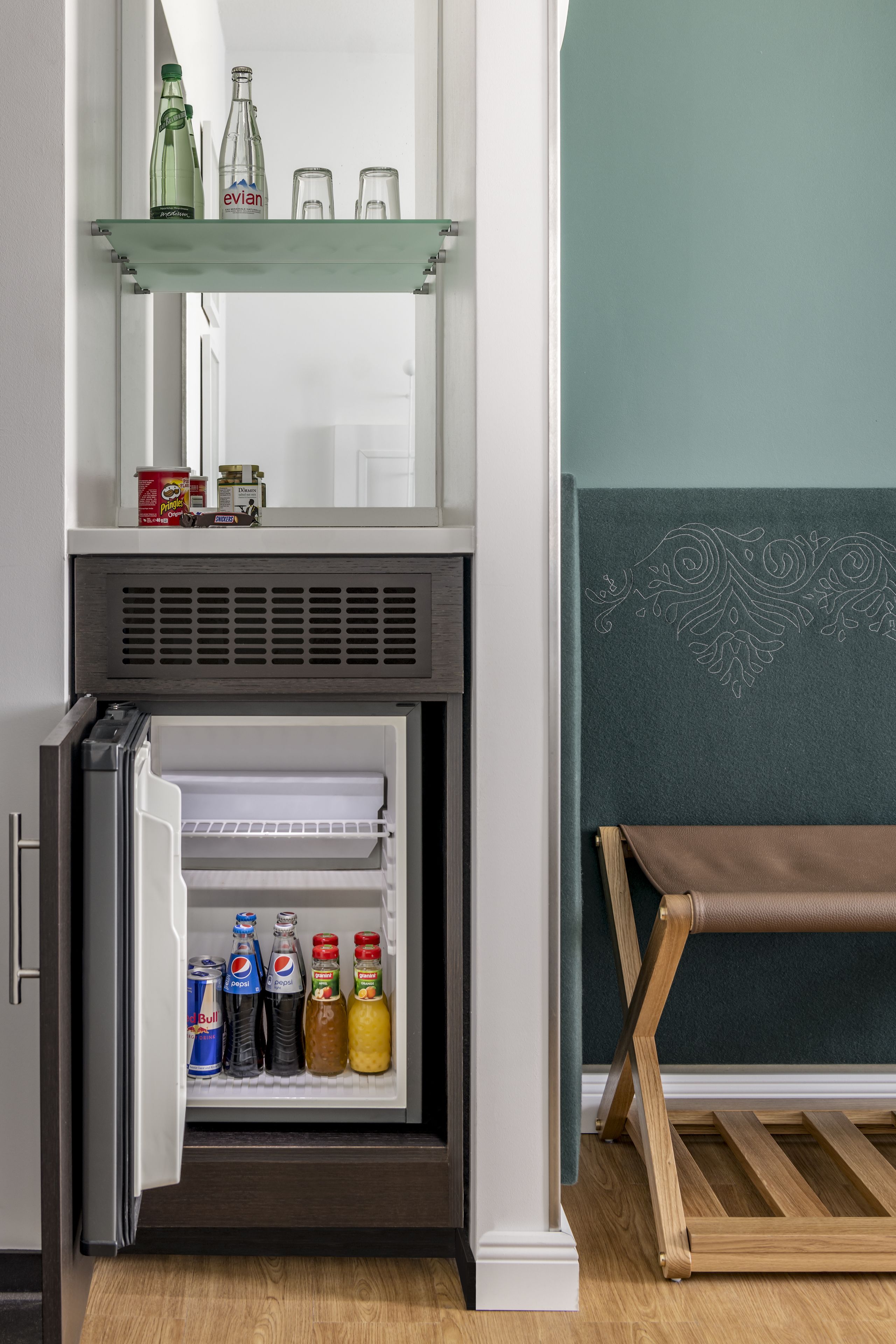 superior room, 1 king bed | 1 bedroom, down duvets, pillow-top beds, in-room safe