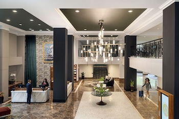 American Hotel Atlanta Downtown, Tapestry Collection Hilton