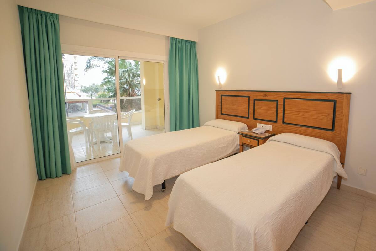 In-room safe, desk, laptop workspace, iron/ironing board (on request)