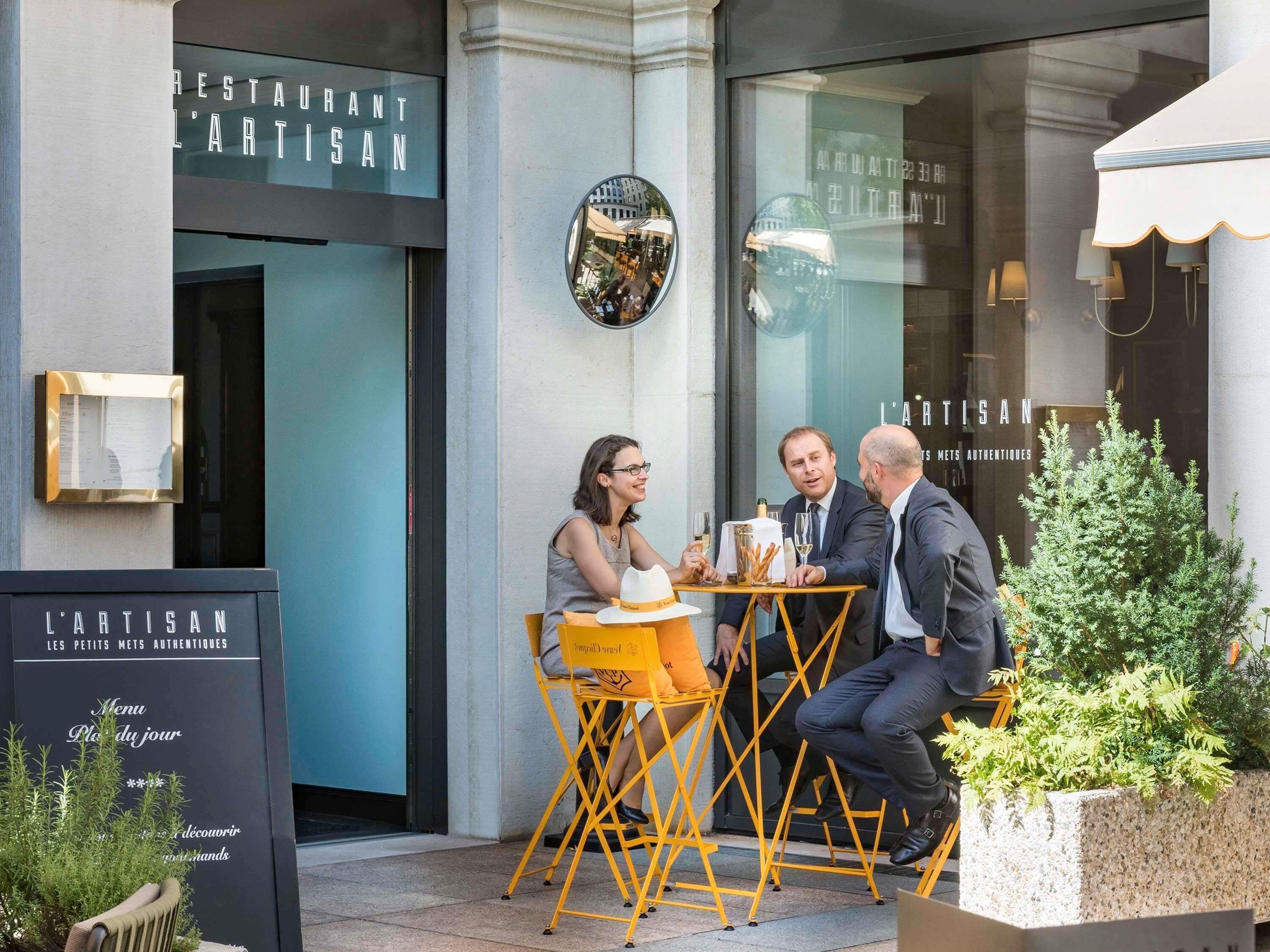 Bar (in der Unterkunft)