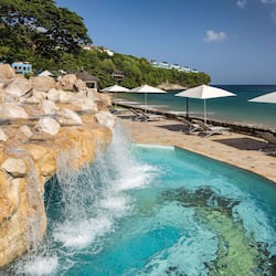 3 outdoor pools, pool umbrellas, sun loungers