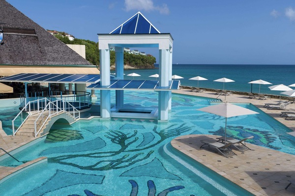 Honeymoon Room, 1 Bedroom, Partial Ocean View (Honeymoon Luxury Poolside) | In-room safe, soundproofing, iron/ironing board, WiFi (free)