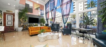 โรงแรมและคลับชายหาดคาตาลิน่า