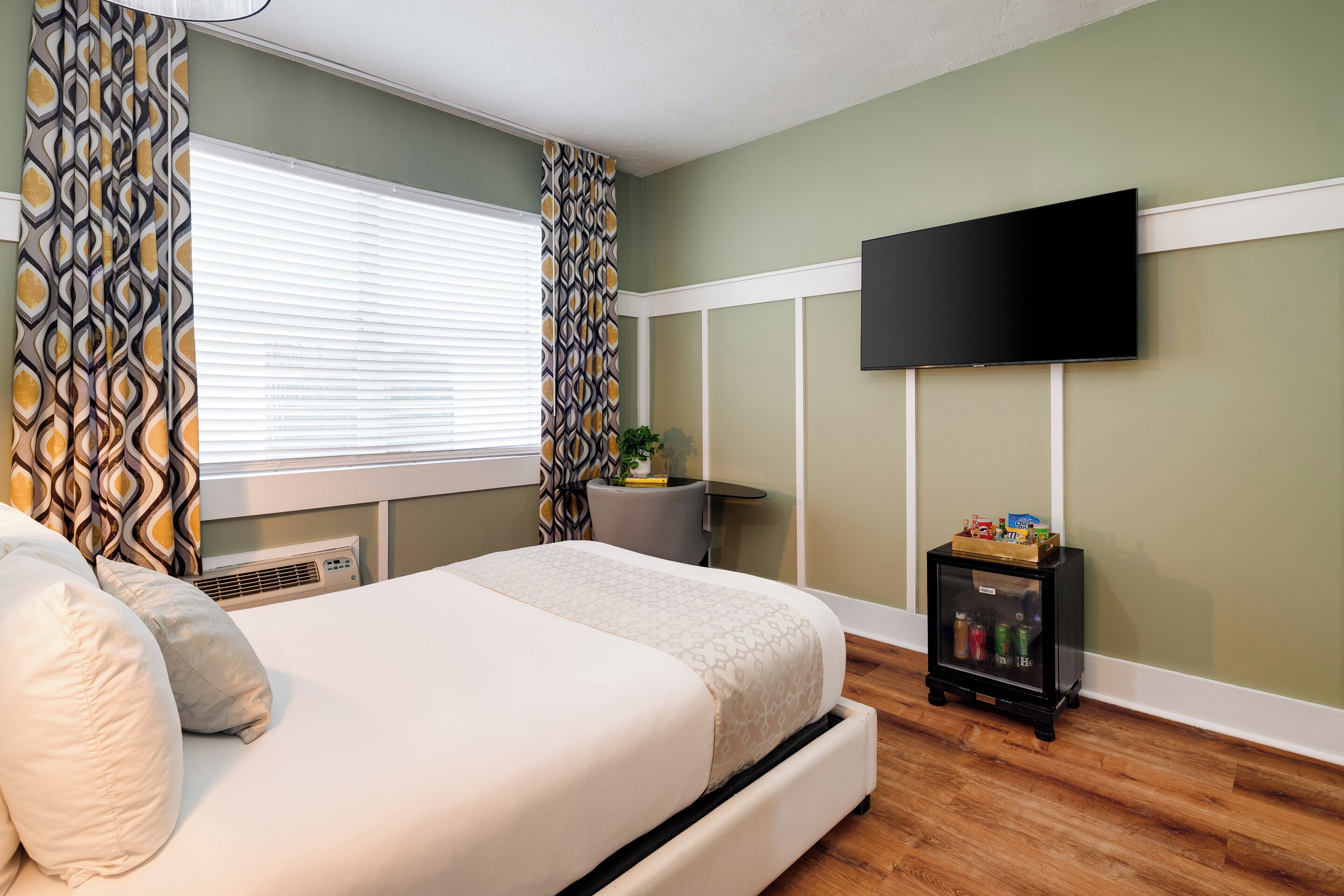 Accessible King Bedroom | Egyptian cotton sheets, premium bedding, memory-foam beds, minibar