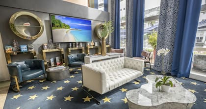 Catalina Hotel & Beach Club