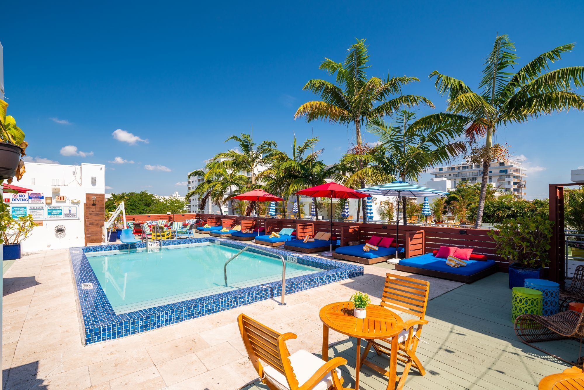 2 Außenpools, Cabañas (gegen Gebühr), Liegestühle