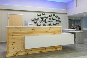 ฝ่ายต้อนรับ