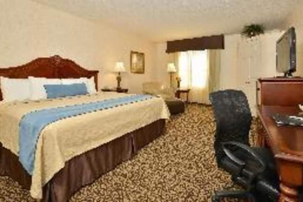 Ropa de cama de alta calidad y camas con pillow-top
