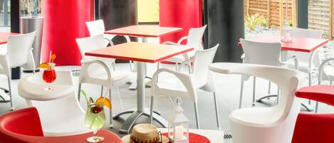 Bar (en el alojamiento)