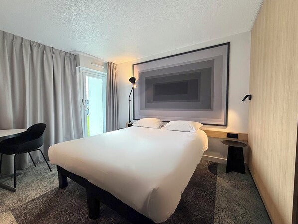 Standardzimmer, 1 Doppelbett | Hochwertige Bettwaren, Schreibtisch, schallisolierte Zimmer