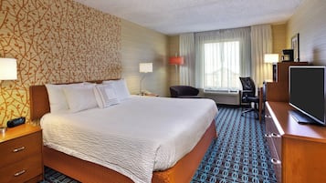 書桌、遮光布/窗簾、熨斗/熨衣板、免費無線上網