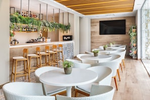 Snack bar