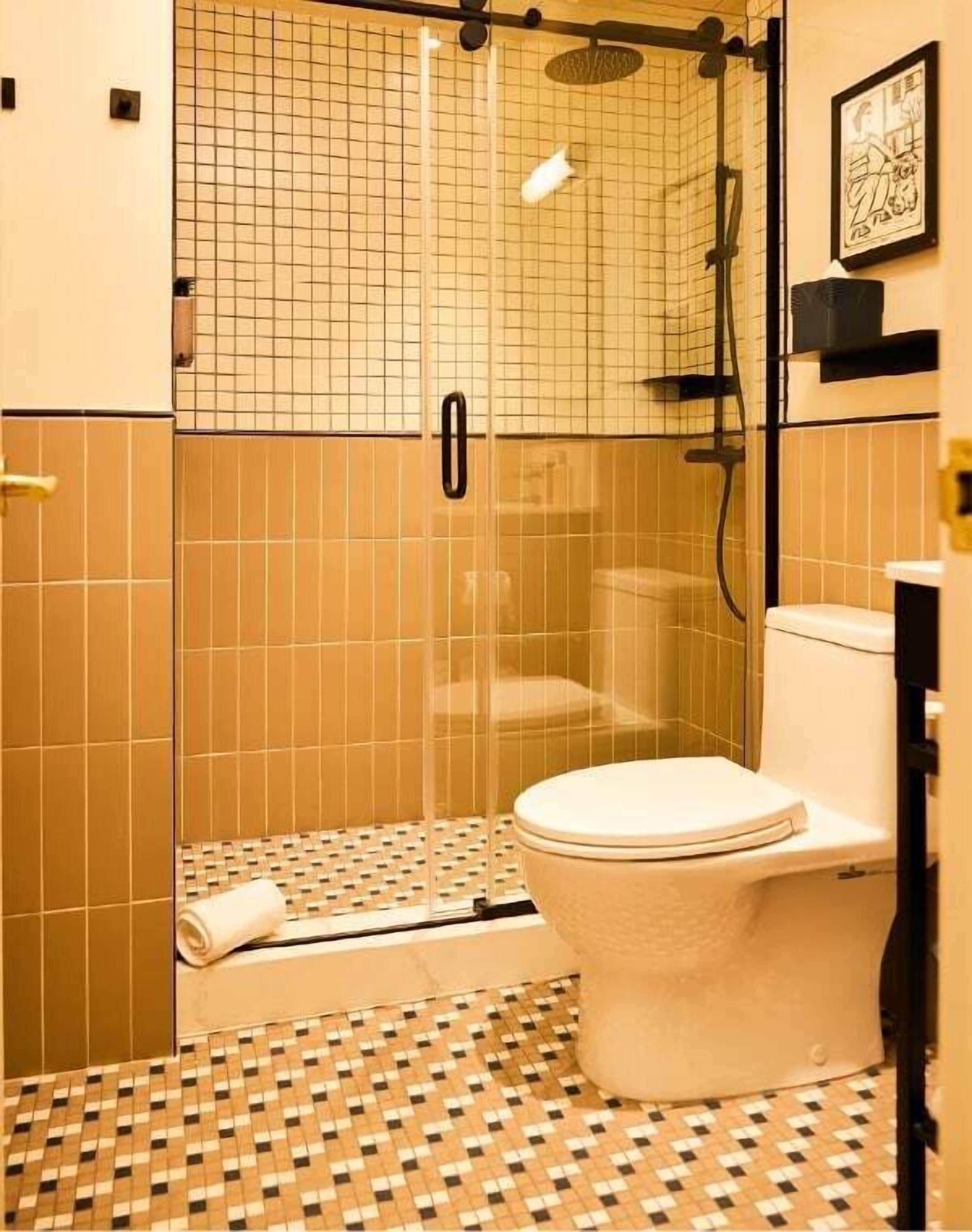 Ducha y cabezal de ducha tipo lluvia