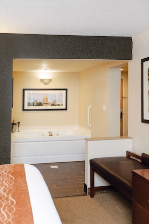 Suite, 1 King Bed with Sofa bed, Jetted Tub, River View | In-room safe, desk, blackout drapes, iron/ironing board