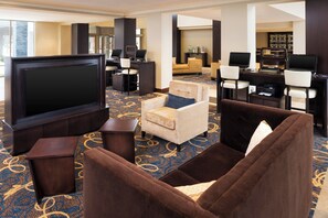 Lobby lounge