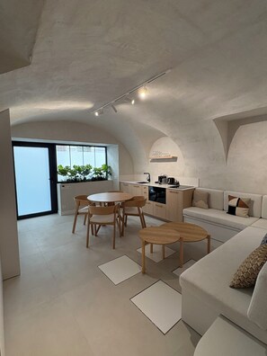 Căn hộ Cao cấp, nhiều giường | Khu phòng khách | TV màn hình phẳng 