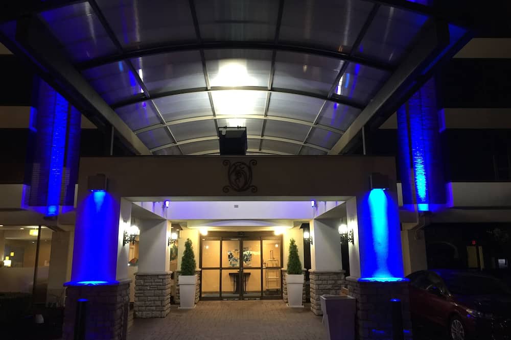 Holiday Inn Express Detroit-Birmingham by IHG
