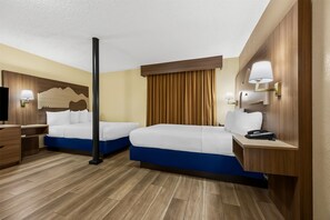 Suite, Multiple Beds, Non Smoking, Refrigerator & Microwave | Soundproofing, iron/ironing board, free cribs/infant beds, rollaway beds - Best Western Center Pointe Inn (Branson)