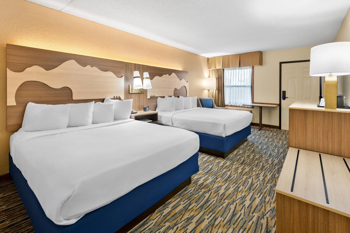 Standard Room, 2 Queen Beds, Non Smoking, Refrigerator & Microwave | Soundproofing, iron/ironing board, cribs (free)