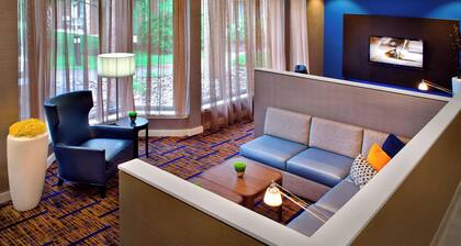 Courtyard By Marriott Hartford/Windsor Airport