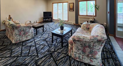 Econo Lodge Lakeshore
