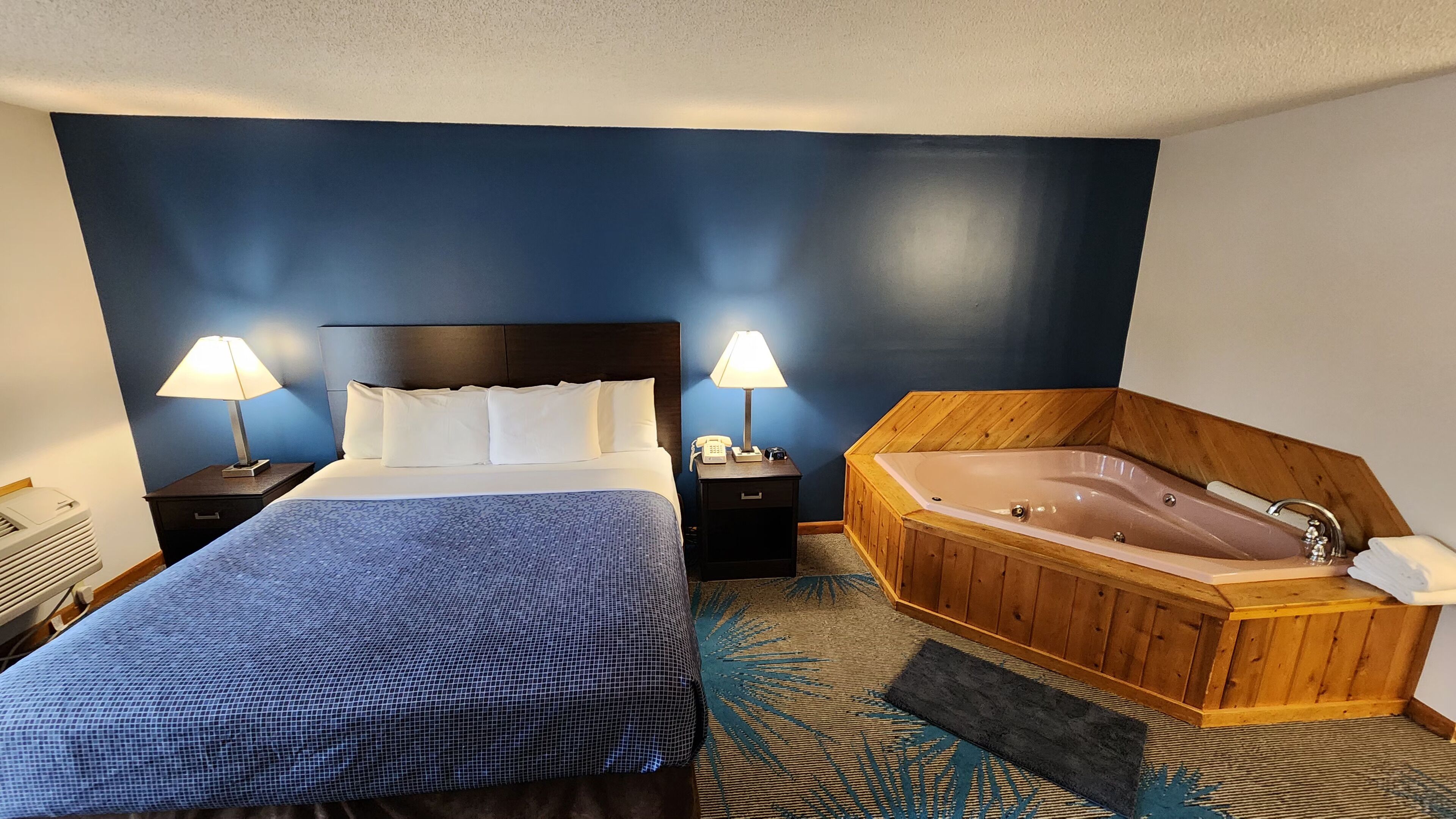 room, 1 king bed, non smoking (upgrade) | premium bedding, pillow-top beds, cots/infant beds, rollaway beds