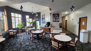 Free daily continental breakfast