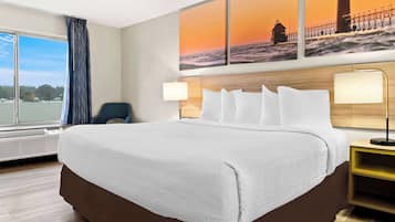 Room, 1 King Bed, Non Smoking | Premium bedding, desk, laptop workspace, free cribs/infant beds