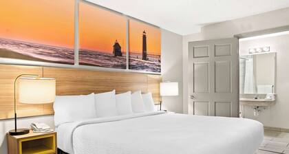 Days Inn & Suites by Wyndham Warren