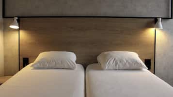 Literie de qualité supérieure, coffres-forts dans les chambres, bureau