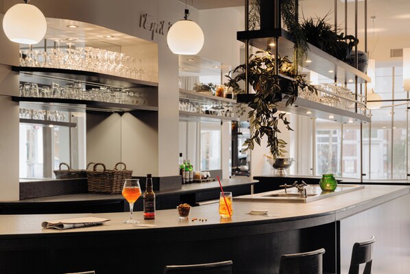 Bar (in der Unterkunft)